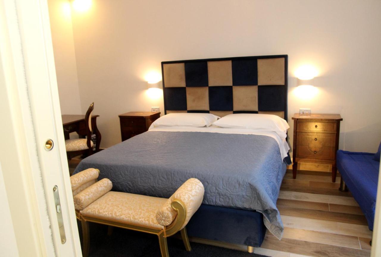 Pompei Luxury Suite מראה חיצוני תמונה